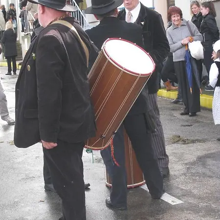 Le Clos Olives Feriehus *