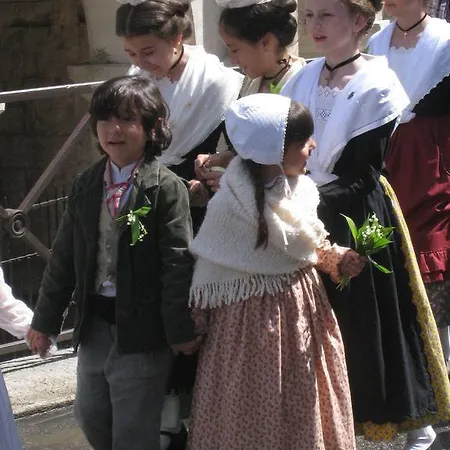 Le Clos Olives Feriehus Comps (Gard)