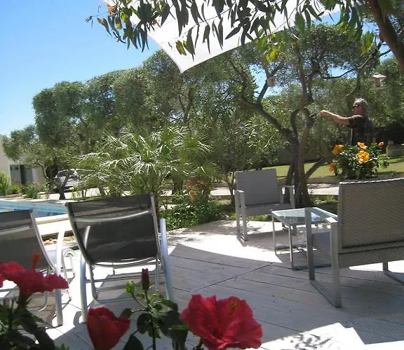 Le Clos Olives בית נופש Comps (Gard)