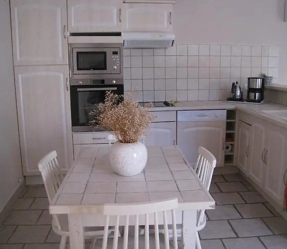 Le Clos Olives בית נופש